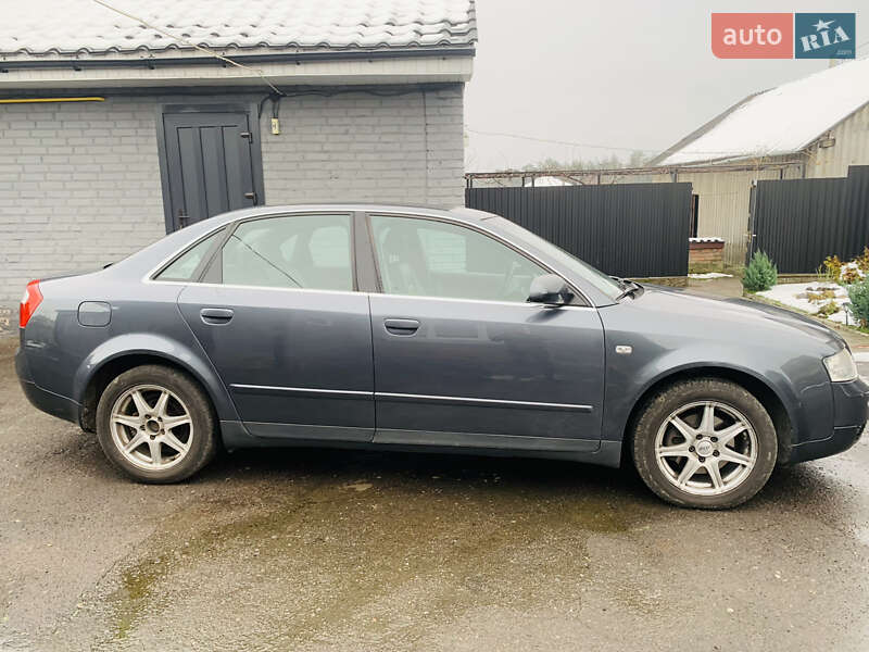 Седан Audi A4 2002 в Рожище