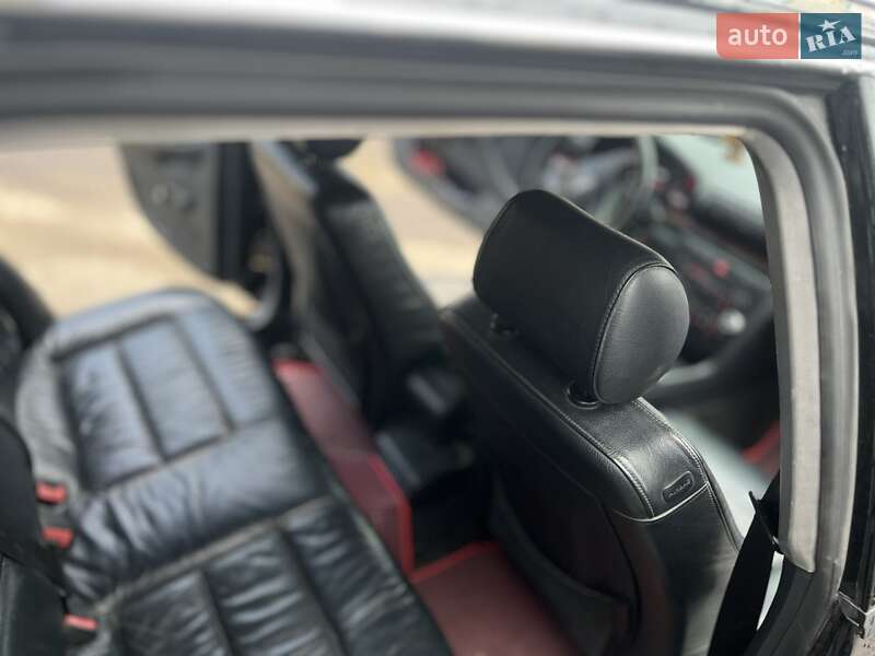 Универсал Audi A4 2000 в Черновцах