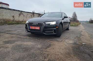 Седан Audi A4 2018 в 