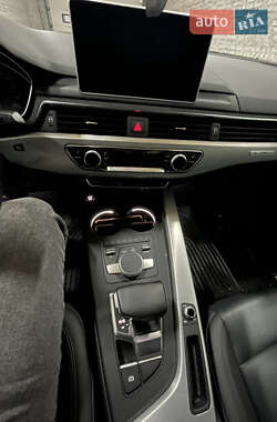 Седан Audi A4 2016 в 
