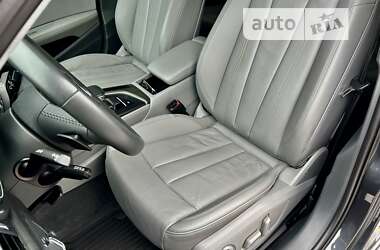 Седан Audi A4 2018 в 