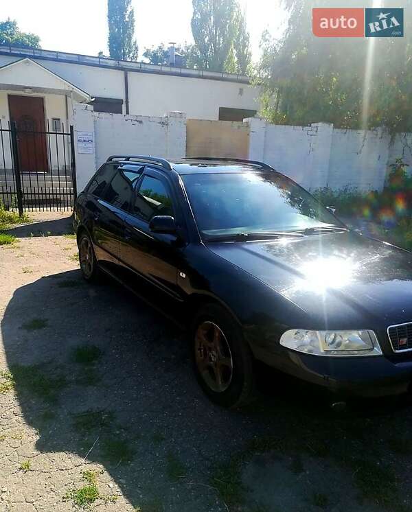 Універсал Audi A4 1999 в Харкові