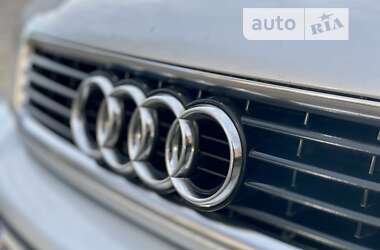 Седан Audi A4 1999 в 