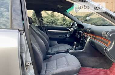 Седан Audi A4 1999 в 