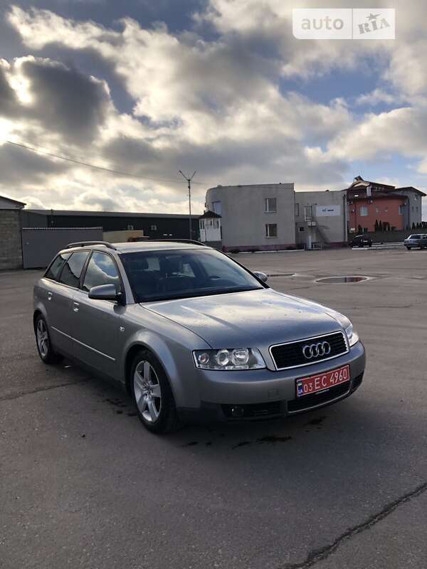 Универсал Audi A4 2002 в Сарнах