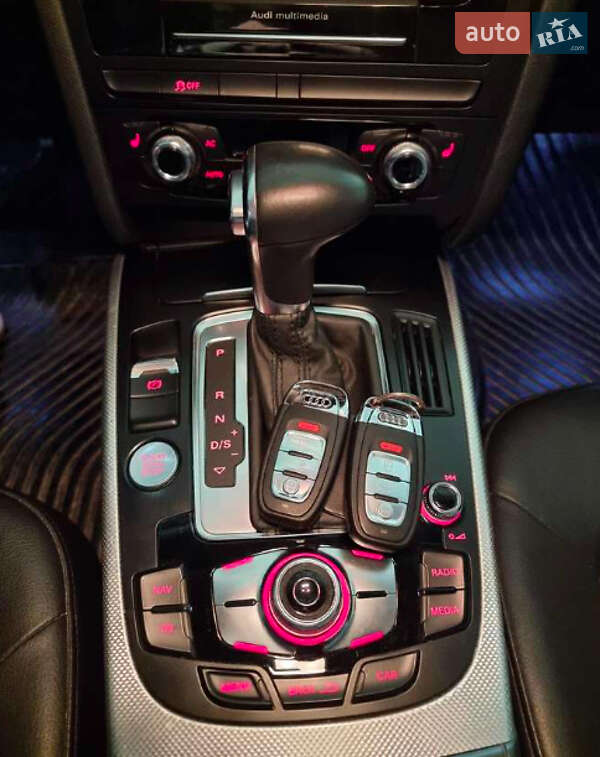 Седан Audi A4 2014 в Золочеве