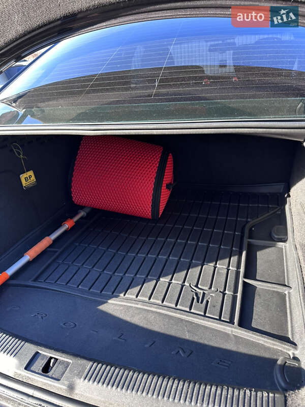 Седан Audi A4 2008 в Кривом Роге