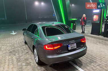 Седан Audi A4 2013 в Одесі