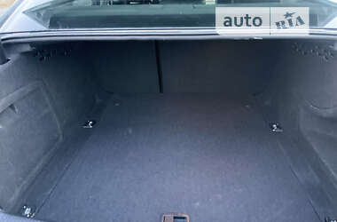 Седан Audi A4 2013 в Хусте