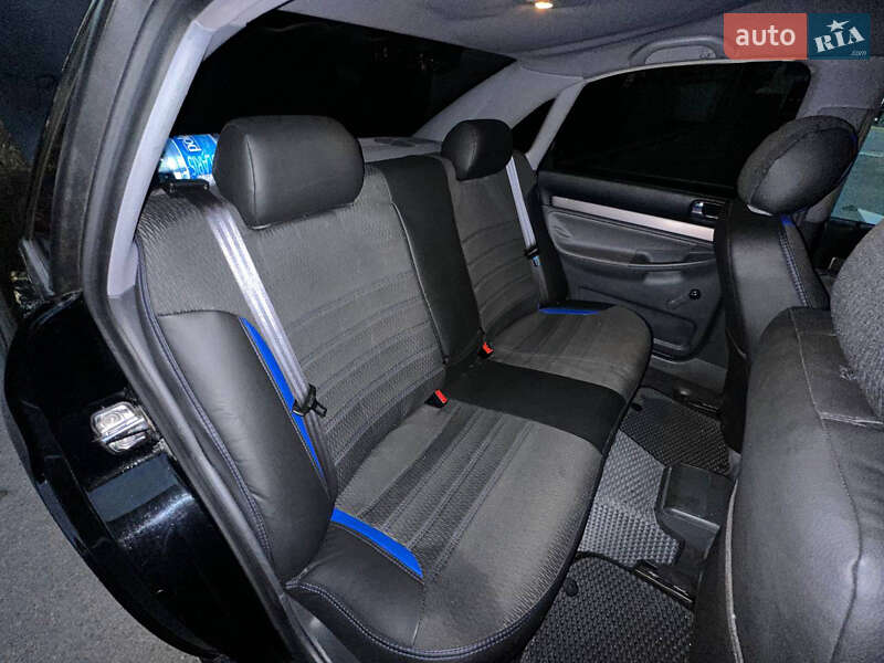 Седан Audi A4 2000 в Виннице