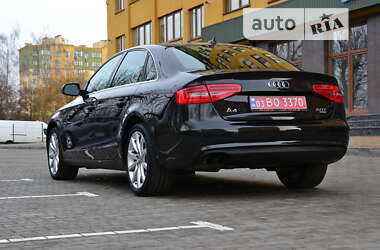 Седан Audi A4 2013 в Луцьку