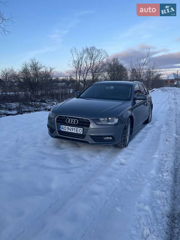 Audi A4 2014