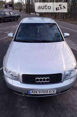 Седан Audi A4 2002 в Ладыжине