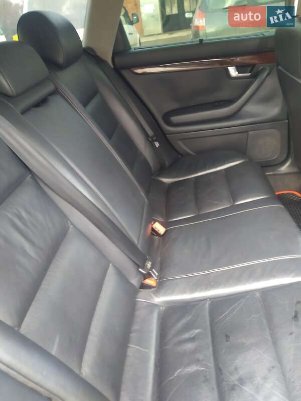 Универсал Audi A4 2002 в Ильинцах