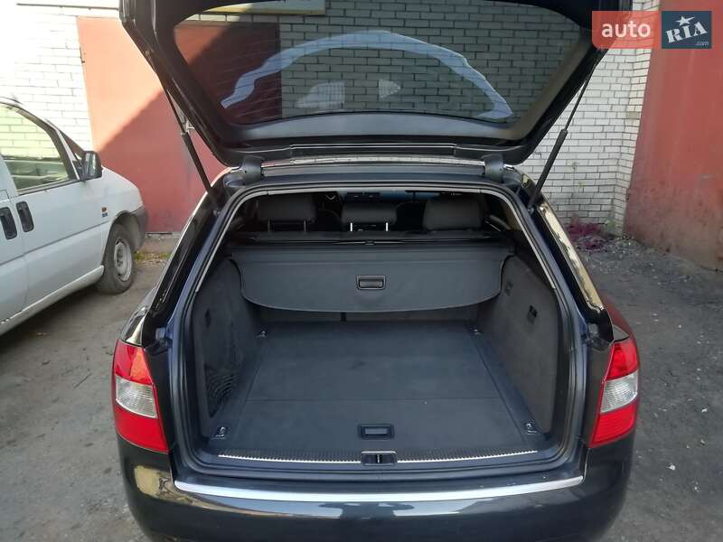 Універсал Audi A4 2004 в Калинівці