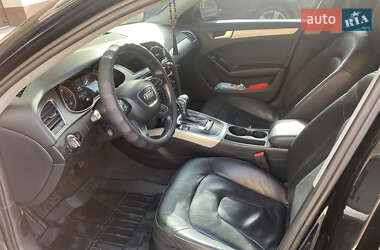 Седан Audi A4 2012 в Днепре