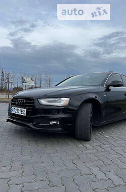 Седан Audi A4 2012 в Ивано-Франковске