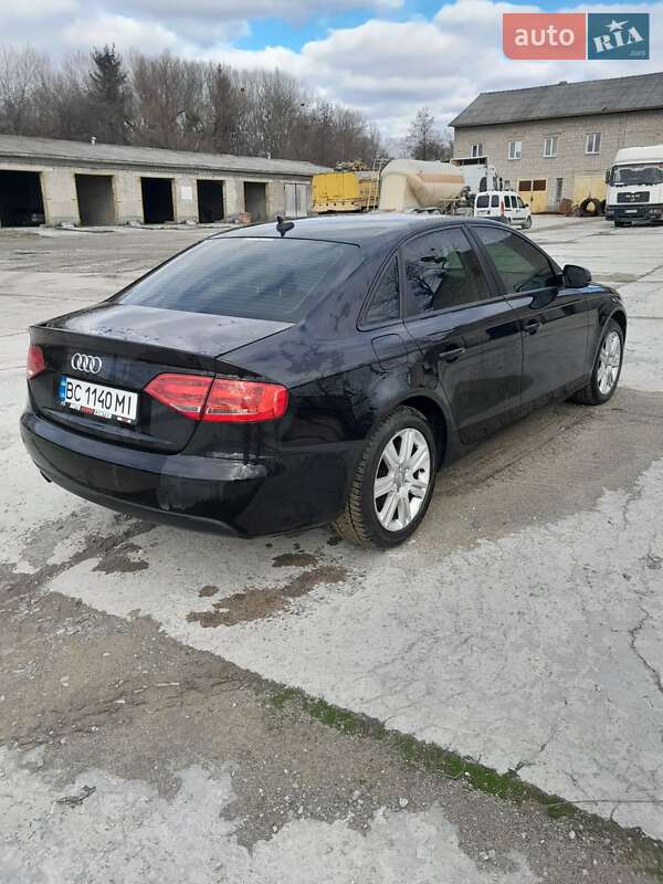 Седан Audi A4 2010 в Миколаєві