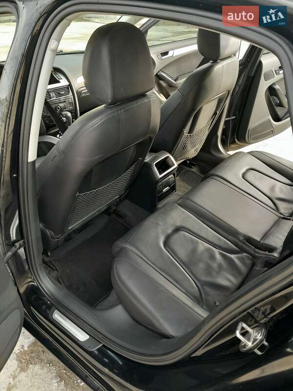 Седан Audi A4 2010 в Миколаєві
