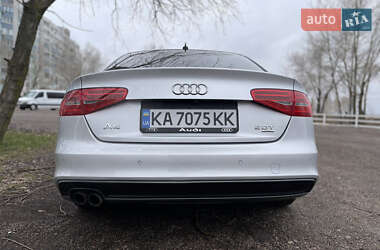 Седан Audi A4 2014 в Черкассах