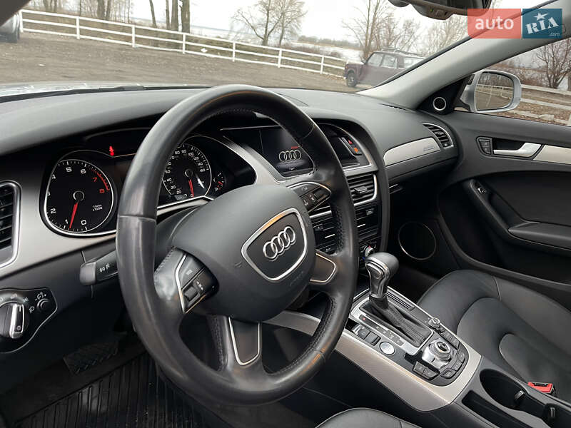 Седан Audi A4 2014 в Черкасах