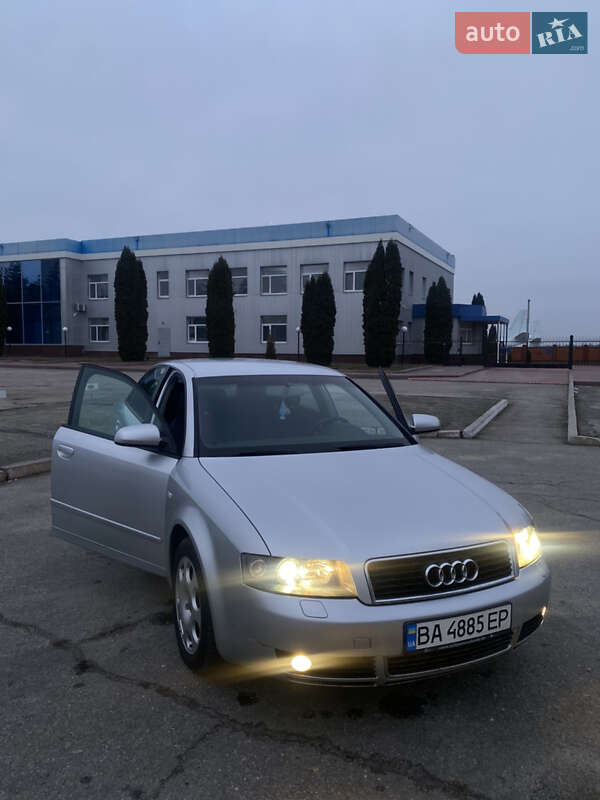 Седан Audi A4 2004 в Кропивницком