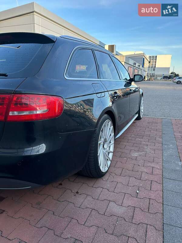Універсал Audi A4 2011 в Тячеві