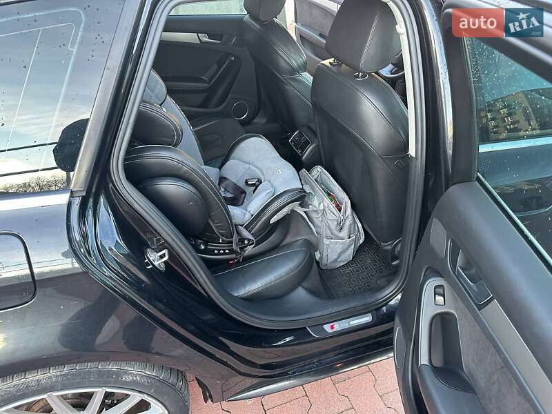Універсал Audi A4 2011 в Тячеві
