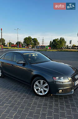 Audi A4 2011