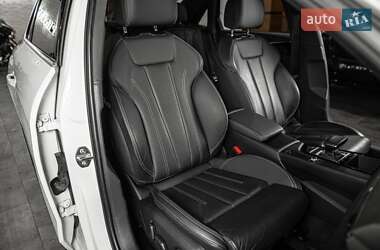 Седан Audi A4 2019 в 
