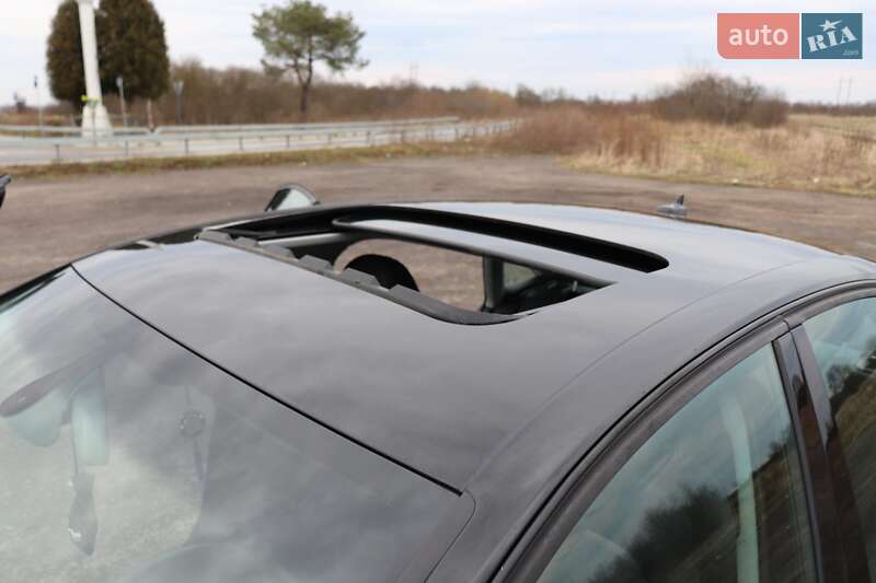 Седан Audi A4 2014 в Николаеве