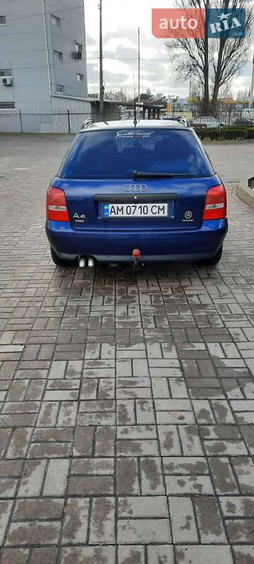 Універсал Audi A4 2001 в Києві