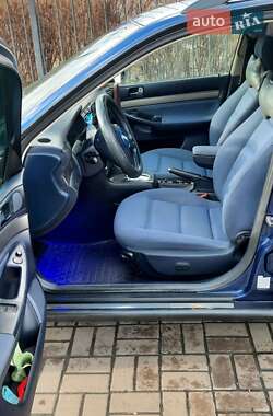 Универсал Audi A4 2001 в Киеве