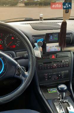 Универсал Audi A4 2001 в Киеве