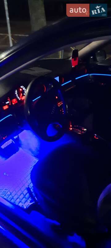 Універсал Audi A4 2001 в Києві