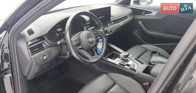 Седан Audi A4 2020 в Киеве