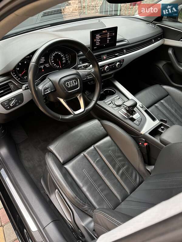 Универсал Audi A4 2018 в Ужгороде