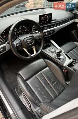 Универсал Audi A4 2018 в 