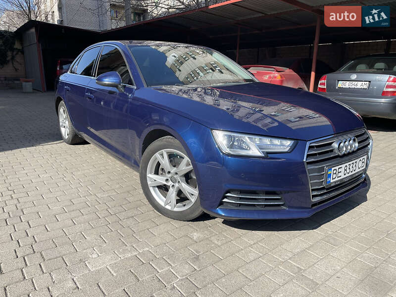 Седан Audi A4 2016 в Николаеве
