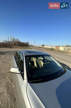 Седан Audi A4 2013 в Южноукраинске