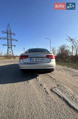 Седан Audi A4 2013 в Южноукраинске