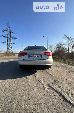 Седан Audi A4 2013 в Южноукраїнську