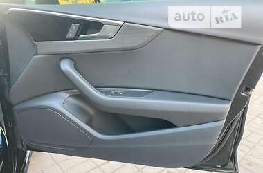 Седан Audi A4 2021 в Одессе