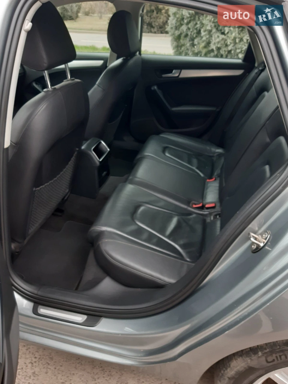 2011 Audi A4 - мініатюра 18
