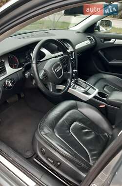 Седан Audi A4 2010 в Измаиле
