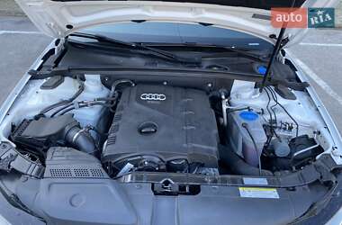 Седан Audi A4 2015 в 