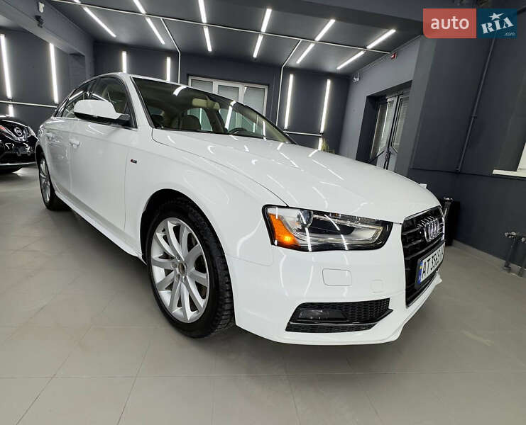 Седан Audi A4 2014 в Ивано-Франковске