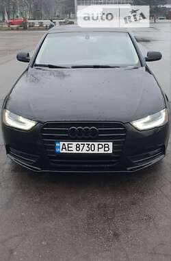 Седан Audi A4 2013 в Першотравенске