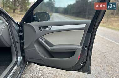 Седан Audi A4 2012 в 