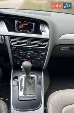 Седан Audi A4 2012 в 